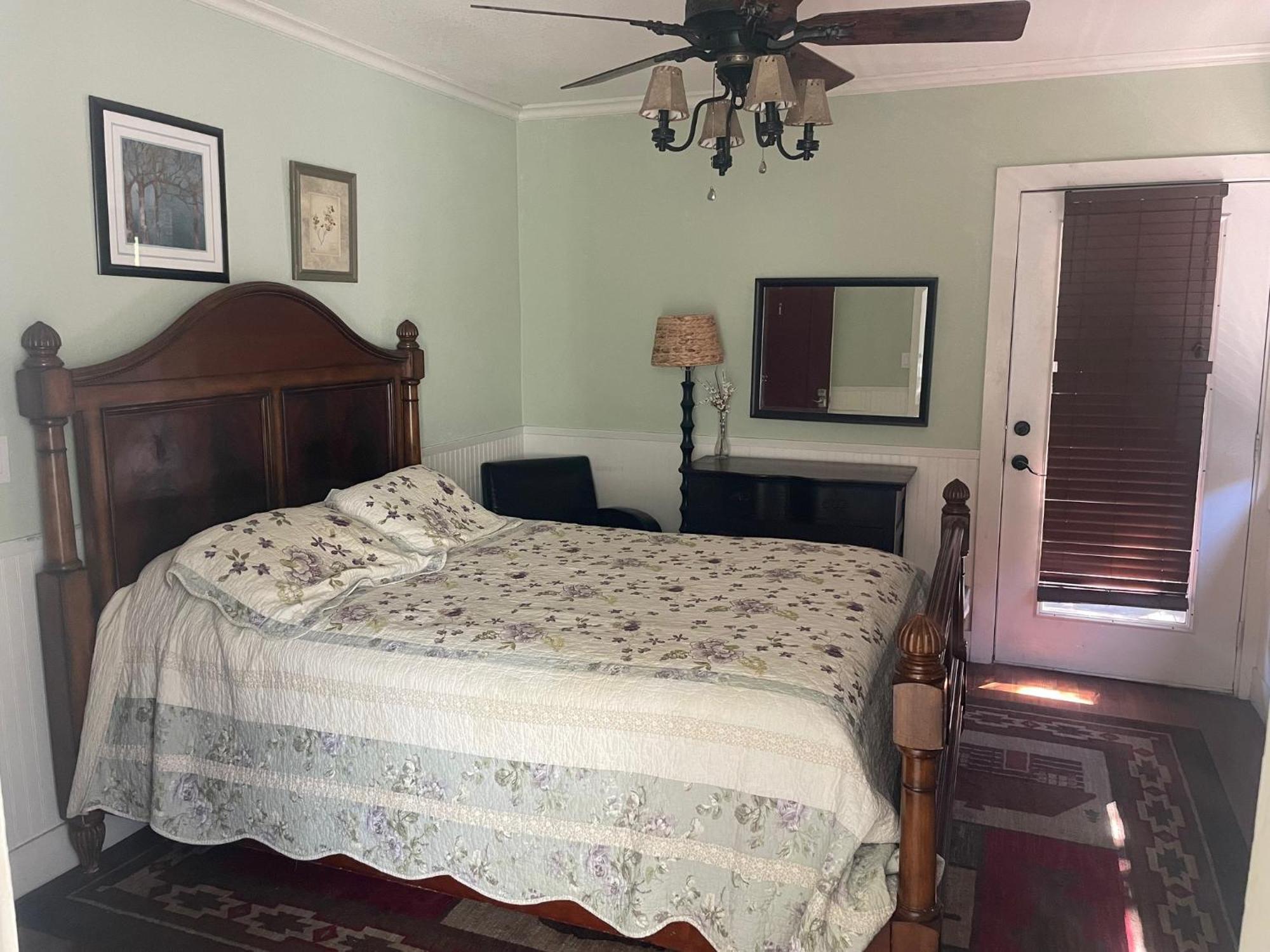 Guerneville Lodge 외부 사진